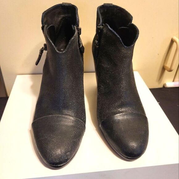 Rag & Bone Margot Black Distressed Leather Side Zip Ankle Boots sz.7/37 Ret.$495 - Picture 4 of 13